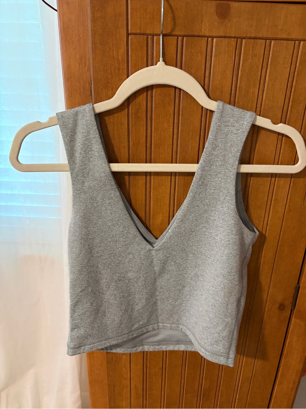 Old Navy Gray V-Neck Athletic Top
